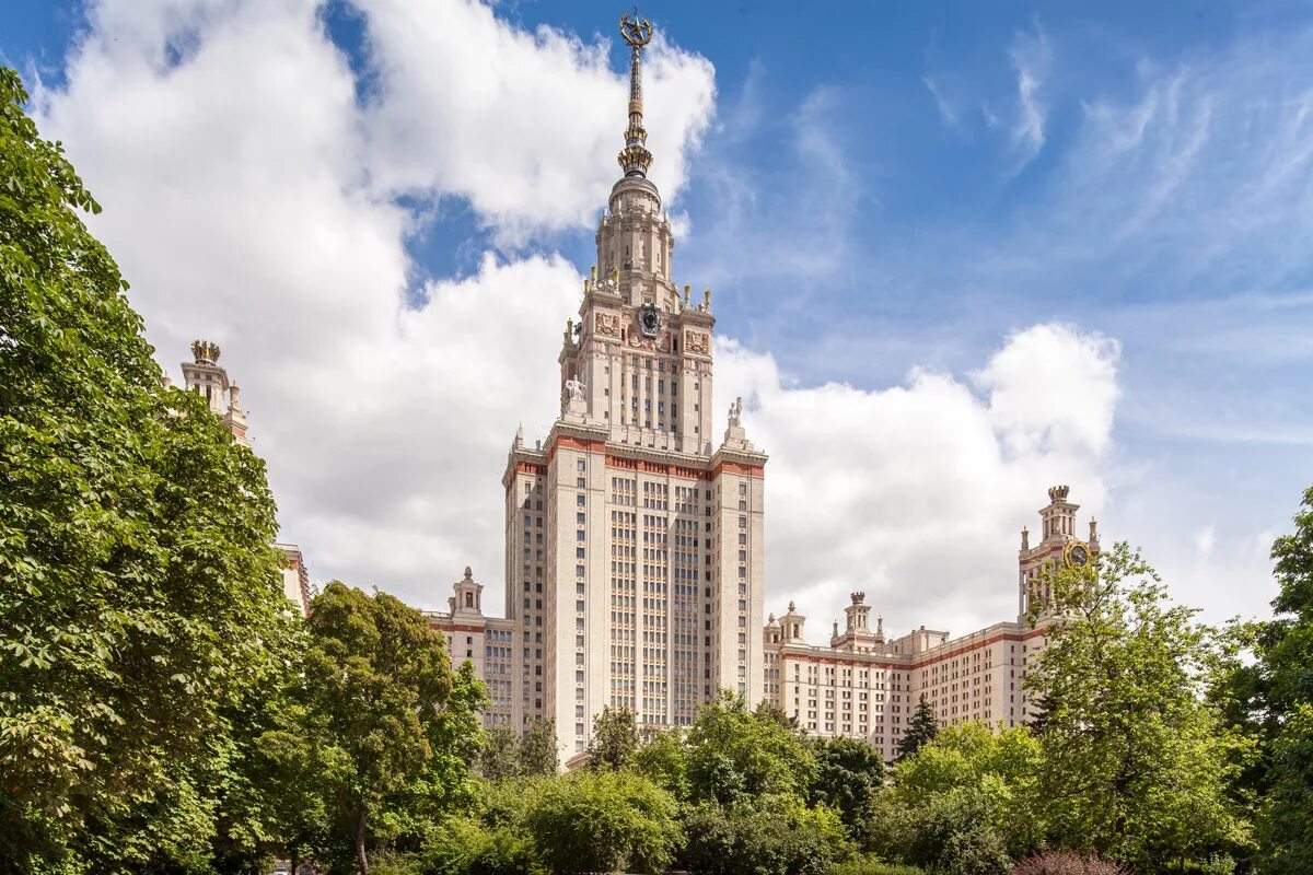 Сталинские высотки в Москве МГУ. Здание МГУ сталинская высотка. Московский государственный университет имени м.в.Ломоносова，МГУ. Семь сестер Москвы сталинские высотки.