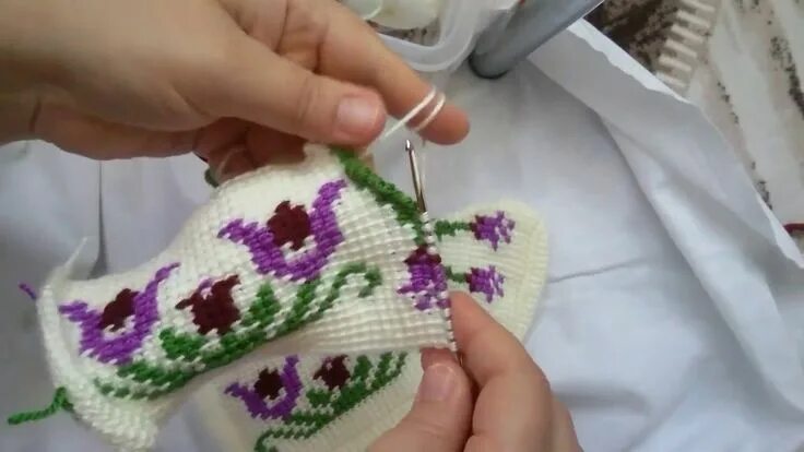 Тунисское вязание следки тапочки. Тунисское вязание следков. тапочки следки тунисской вязкой. тунисское вязание крючком следков. тапочки тунисским крючком мастер класс.