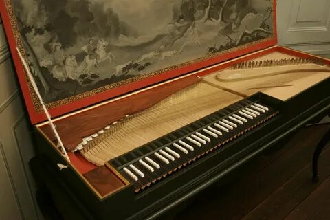 Клавишный струнный музыкальный инструмент 10 букв