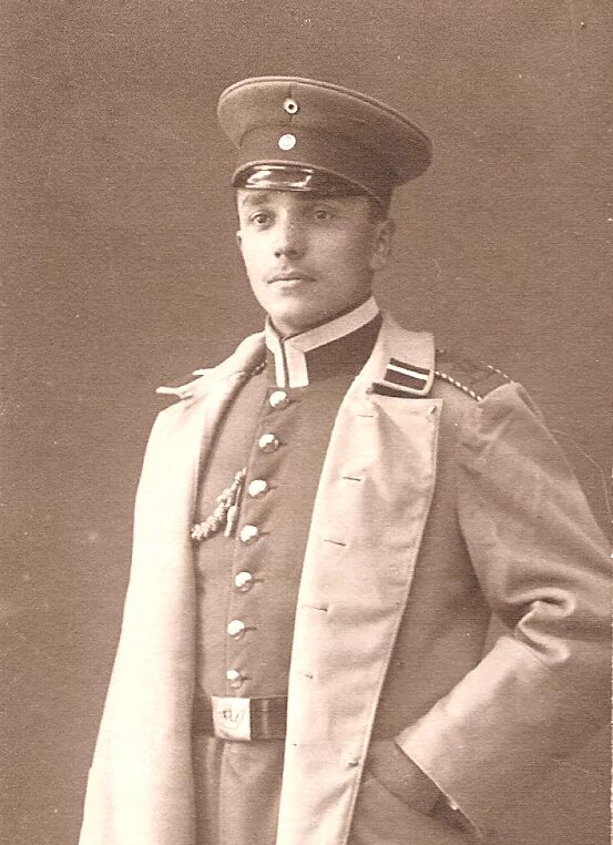 Ханс-вернер гессманн. Ханс кельнер. Claude-frédéric-armand schaeffer french archaeologist. Ханс кельнер. Ханс кельнер.