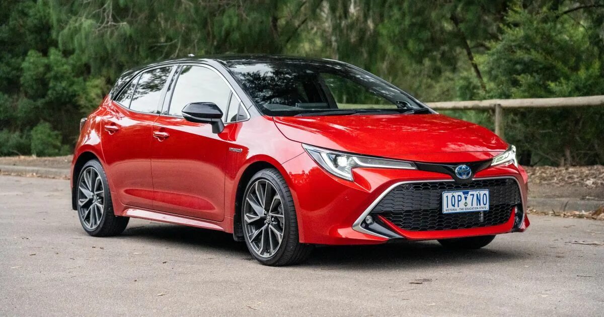 Toyota corolla zr hybrid. Toyota corolla hybrid 2018. Тойота zr. Тойота zr. Toyota corolla zr.