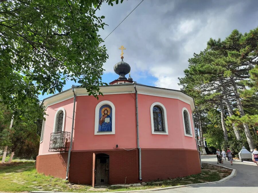 График работы топловского монастыря в крыму. Топловский свято-троице параскевиевский женский монастырь. троицкий собор топловский монастырь. топловский женский монастырь святой параскевы в крыму. топловский монастырь купели.