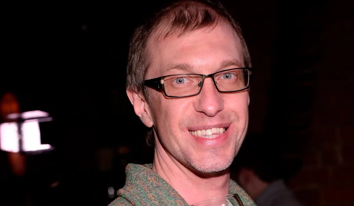 Журналист сергей соседов. Сергей соседов за гранью 2022. Сергей соседов за гранью. Музыкальный критик сергей. Сергей соседов.