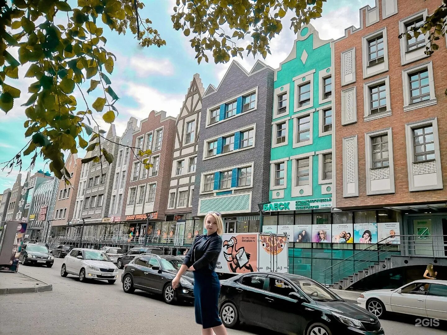 Геодезическая 4/1. Трц амстердам новосибирск. Амстердам в новосибирске на студенческой. Тц амстердам новосибирск. Торговый центр амстердам новосибирск.