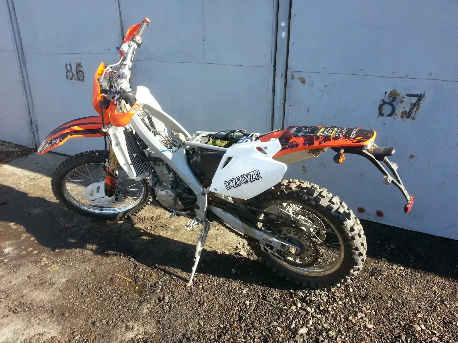 Rc250xzr x caiman. Rc250xzr x caiman