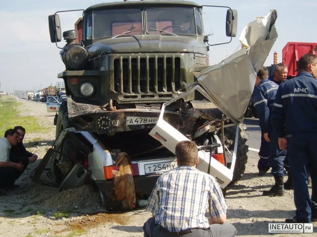 Катастрофа ужасный. Разбитый Урал 4320. КРАЗ 255 аварии.