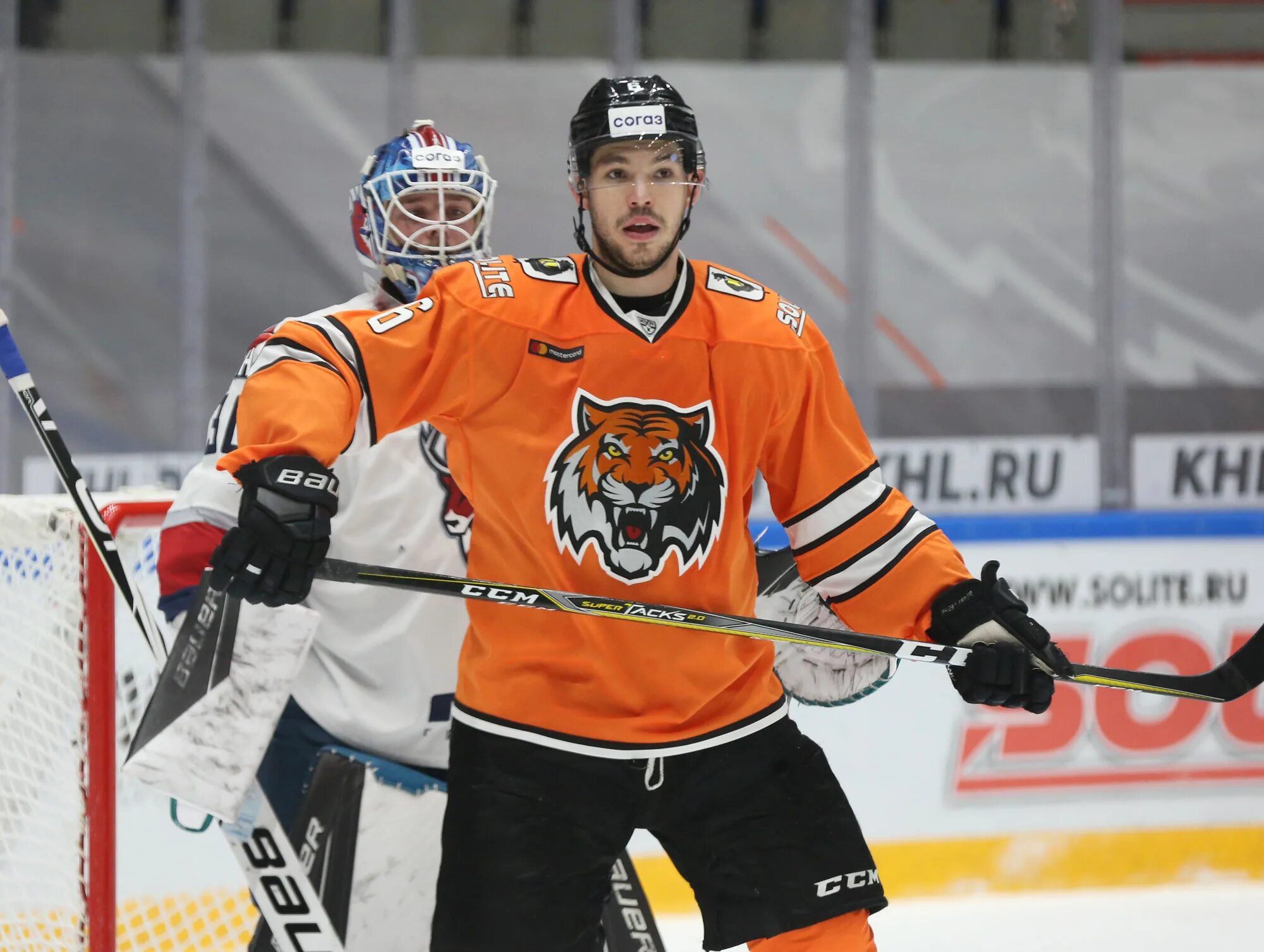Ярик Лихачев хоккеист Амур.