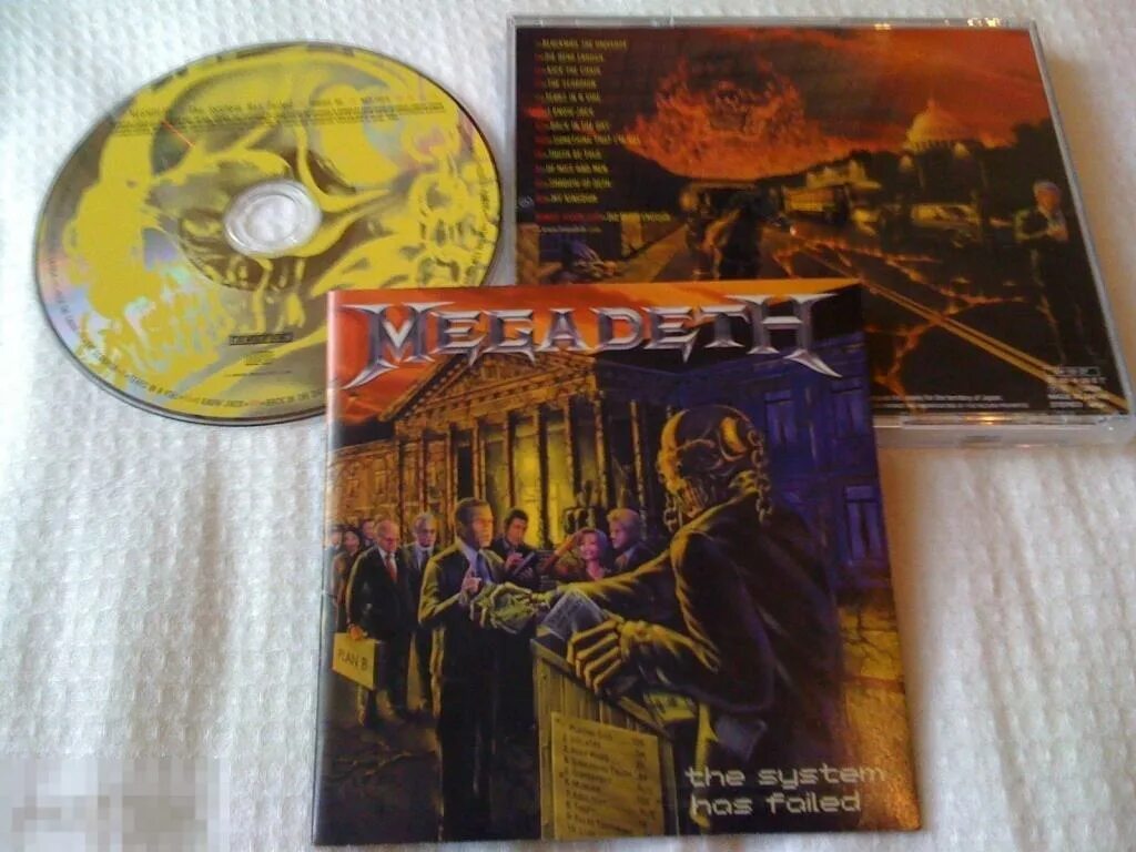 The system has failed. Megadeth 2004. Megadeth the System has failed 2004. Megadeth the System has failed '2004 photo. Megadeth the System has failed буклет.