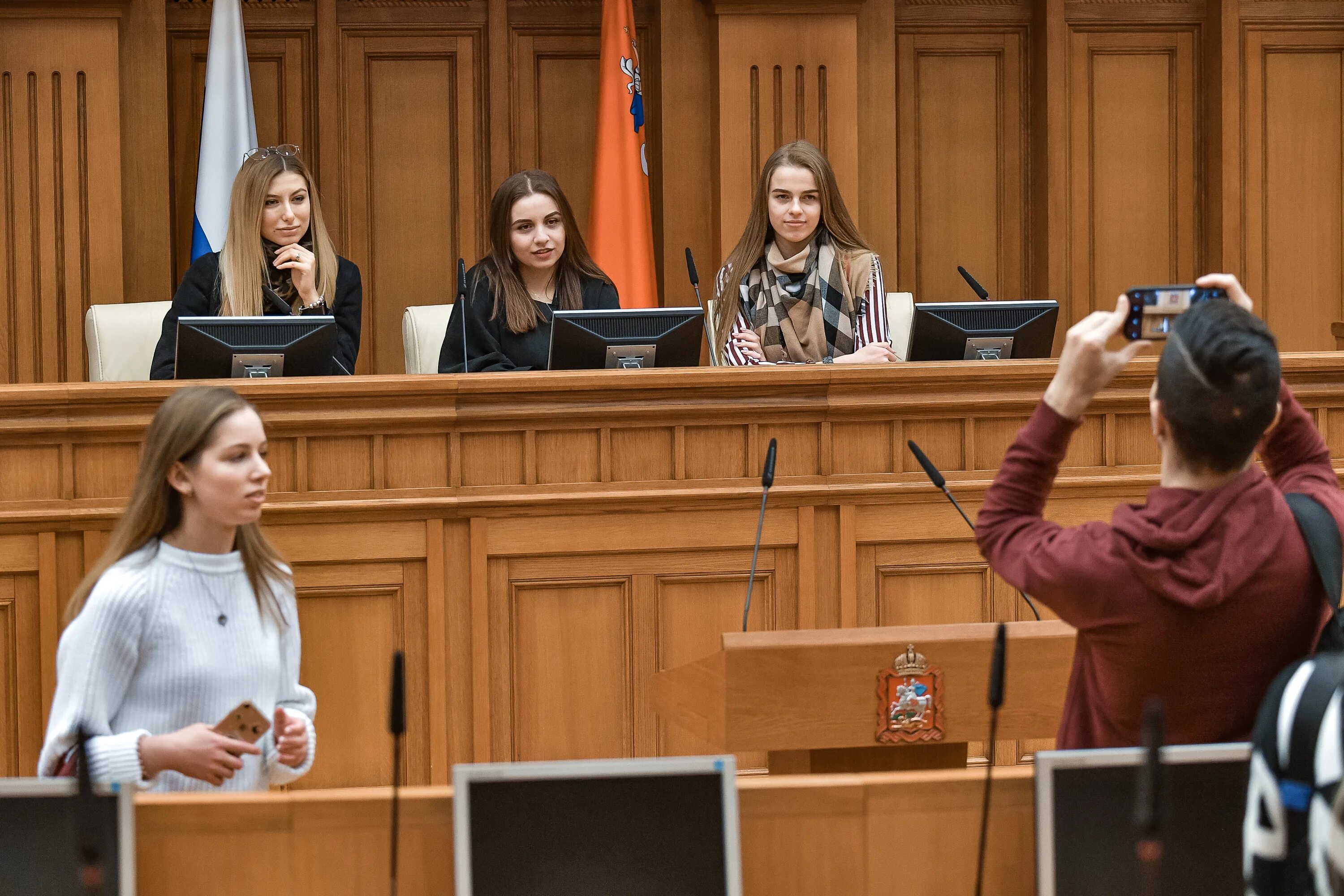 Парламентский урок. Парламентский урок фото. Жолобов преподаватель РАНХИГС. Парламентский урок в 5 классе.