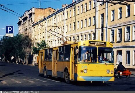 Первый 10 троллейбус