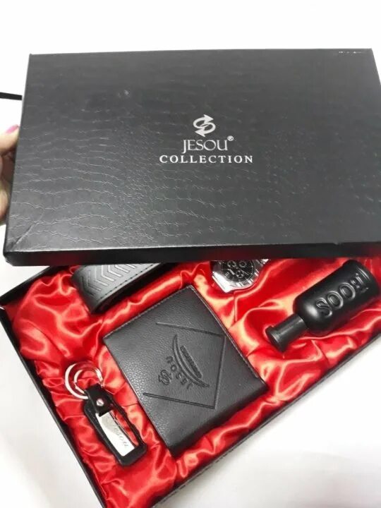 набор xiaomi. подарок в коробке для мужчины. подарочный набор xiaomi exclusive gift box. подарочный набор для девушки. подарочные наборы xiaomi.