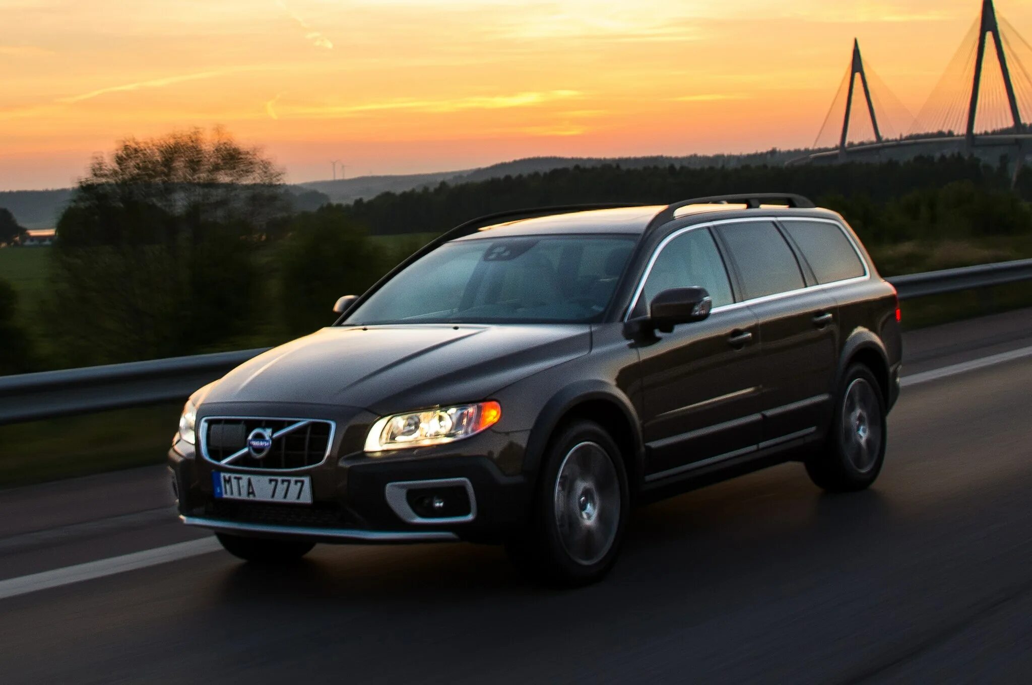 Купить бу вольво и области. Volvo xc70. Volvo xc70 III. Volvo 70 xc70. Вольво хс70 универсал.