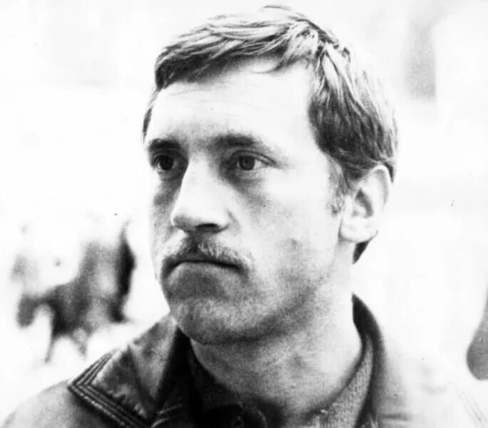 Биография высоцкого фото. Высоцкий, аркадий владимирович. владимир высоцкий с бородой. аркадий высоцкий фото. владимир высоцкий с усами.