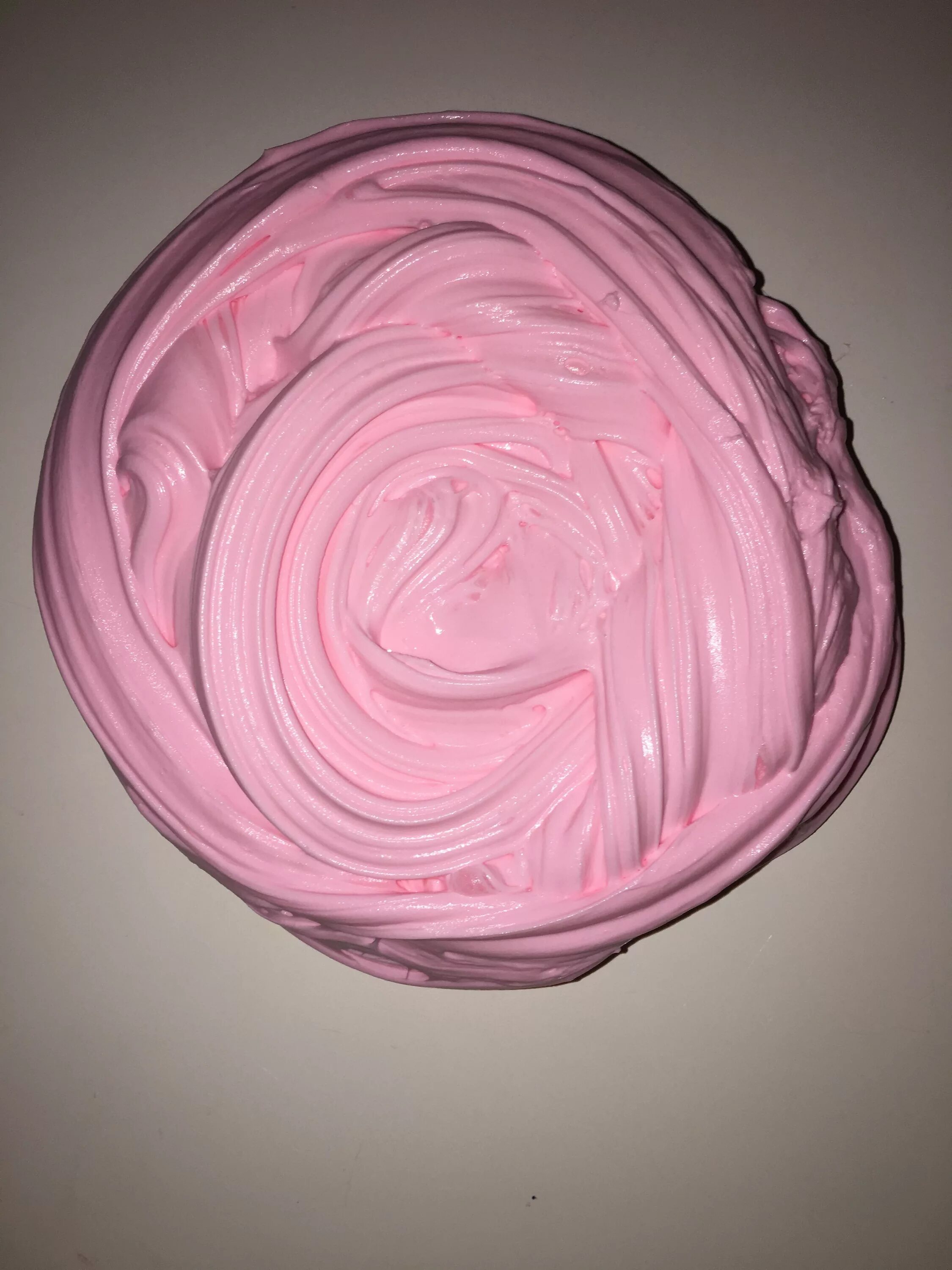 Баттер слайм красный. Розовый слайм. Розовые слаймы. Как сделать розовый слайм. Розовый флаффи слайм.