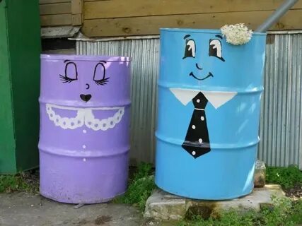 Бочки на улице