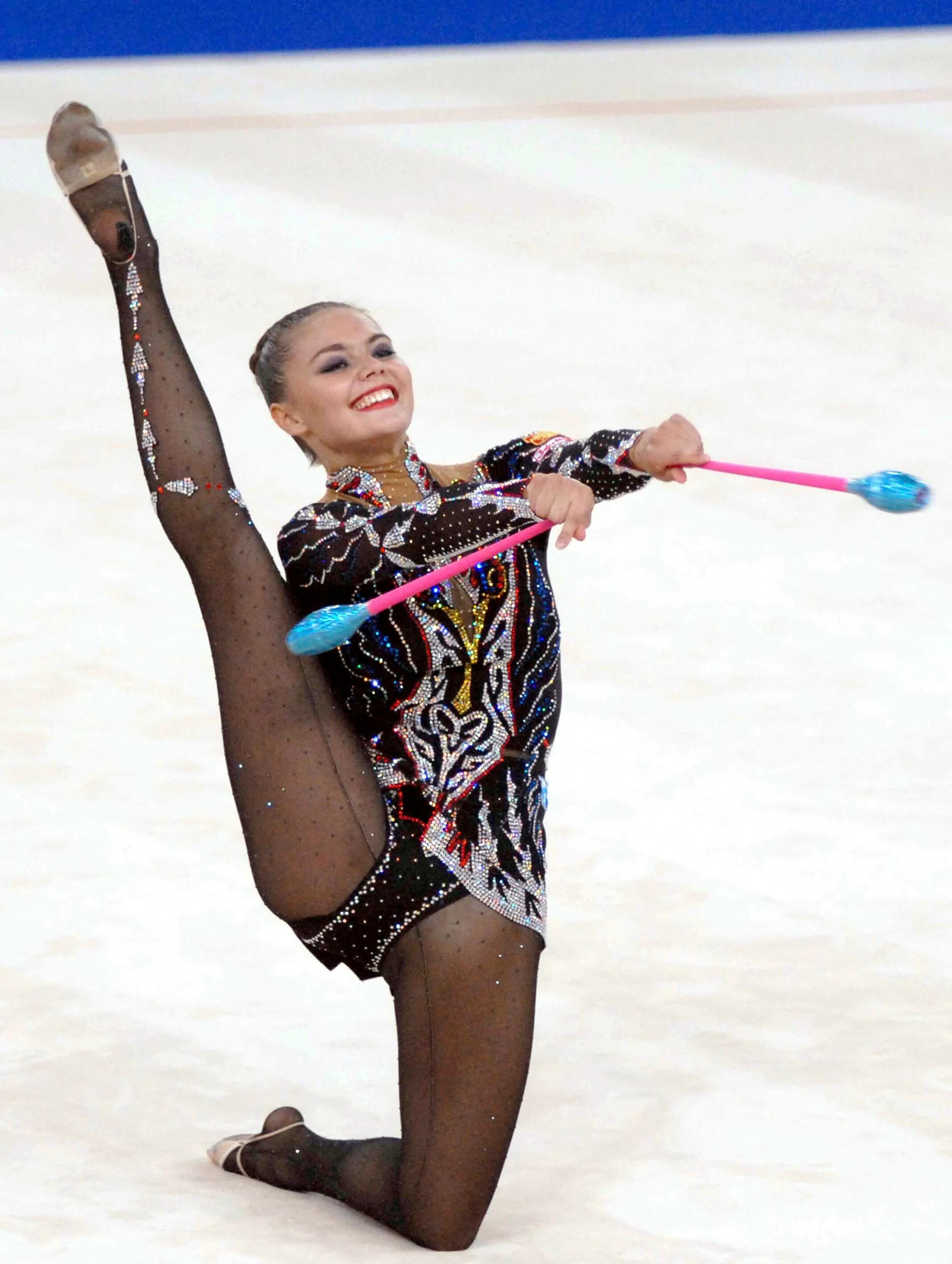 Кабаева гимнастка. Кабаева фигура 2022.