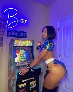 SheCanadian's most provocative scenes - immortalized in leaked content