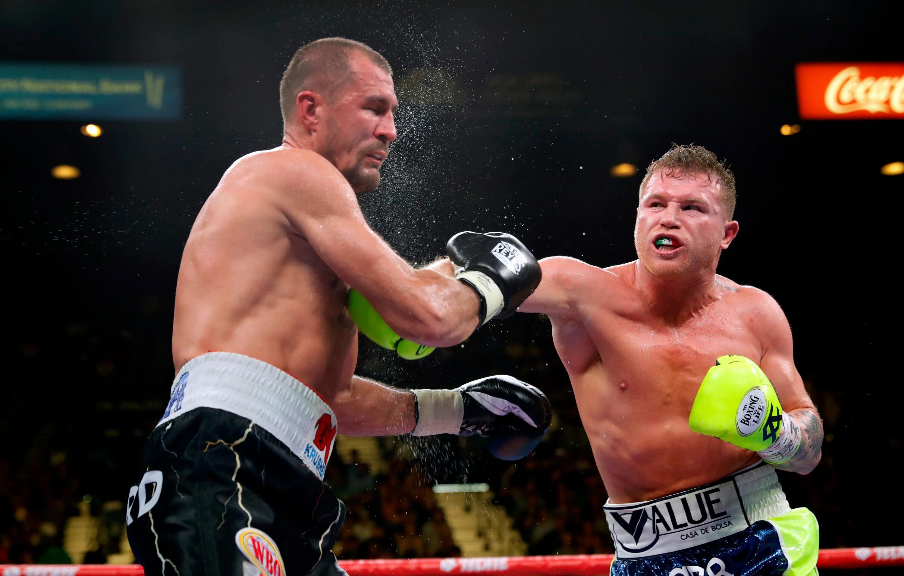 Сегодня есть бокс. Сауль альварес боксер. sergey kovalev vs canelo alvarez. сауль альварес 2025.