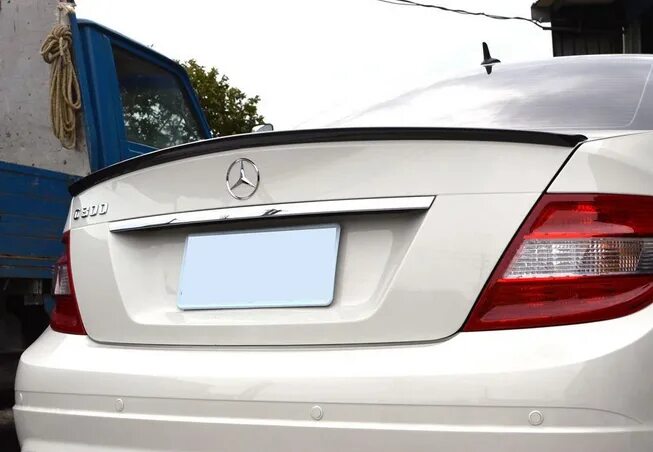 Спойлер мерседес w204 на багажник. Спойлер amg w205. Мерседес спойлер багажника. Лип спойлер на мерседес w203. Мерседес спойлер багажника.