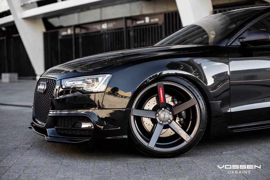 Gloss graphite