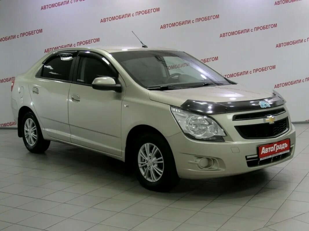 Куплю шевроле с пробегом екатеринбург. Chevrolet Cobalt 2014. Кобальт 2015. Шевроле кобальт Москва. Кобальт с пробегом.