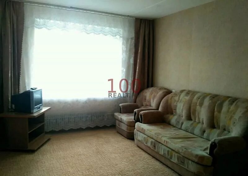 100. Глазов пряженникова 63 планировка квартир. Драгунова 50 глазов. Глазов жилье. Авито глазов 1 квартира.