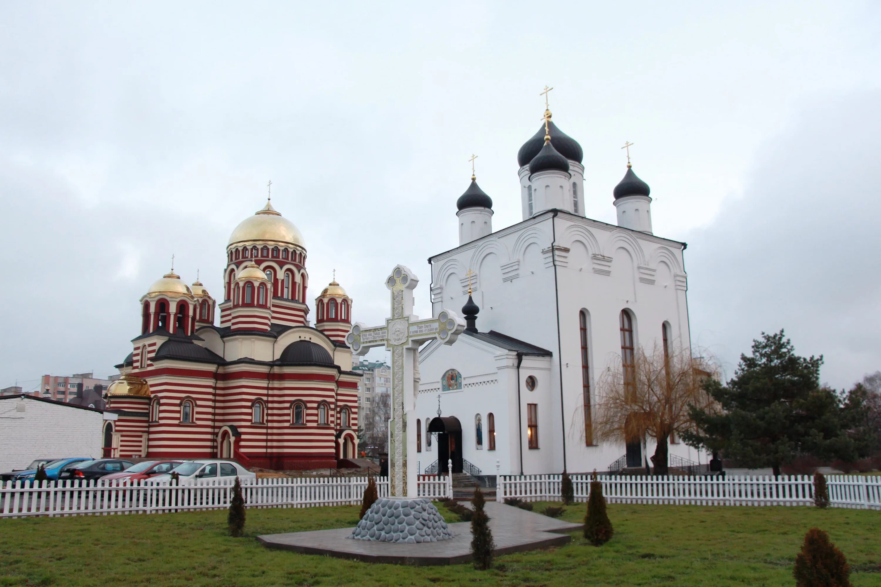 Свято успенский орел. Свято-Успенский монастырь (орёл). Свято Успенский монастырь города орла. Свято-Успенский мужской монастырь Орловской епархии. Успенский мужской монастырь Орел.