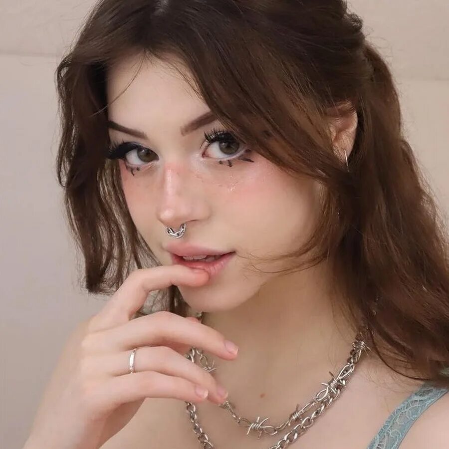 Hannahowo hanna. ханна стримерша онлифанс. Hanaowo. Hannahowo 2022. ханна uwu.