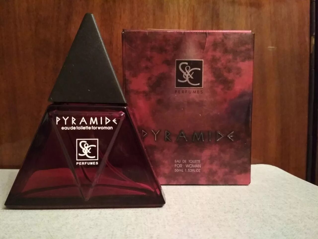 духи пирамида женские. духи карат арабские. Sergio tacchini fantasy forever.
