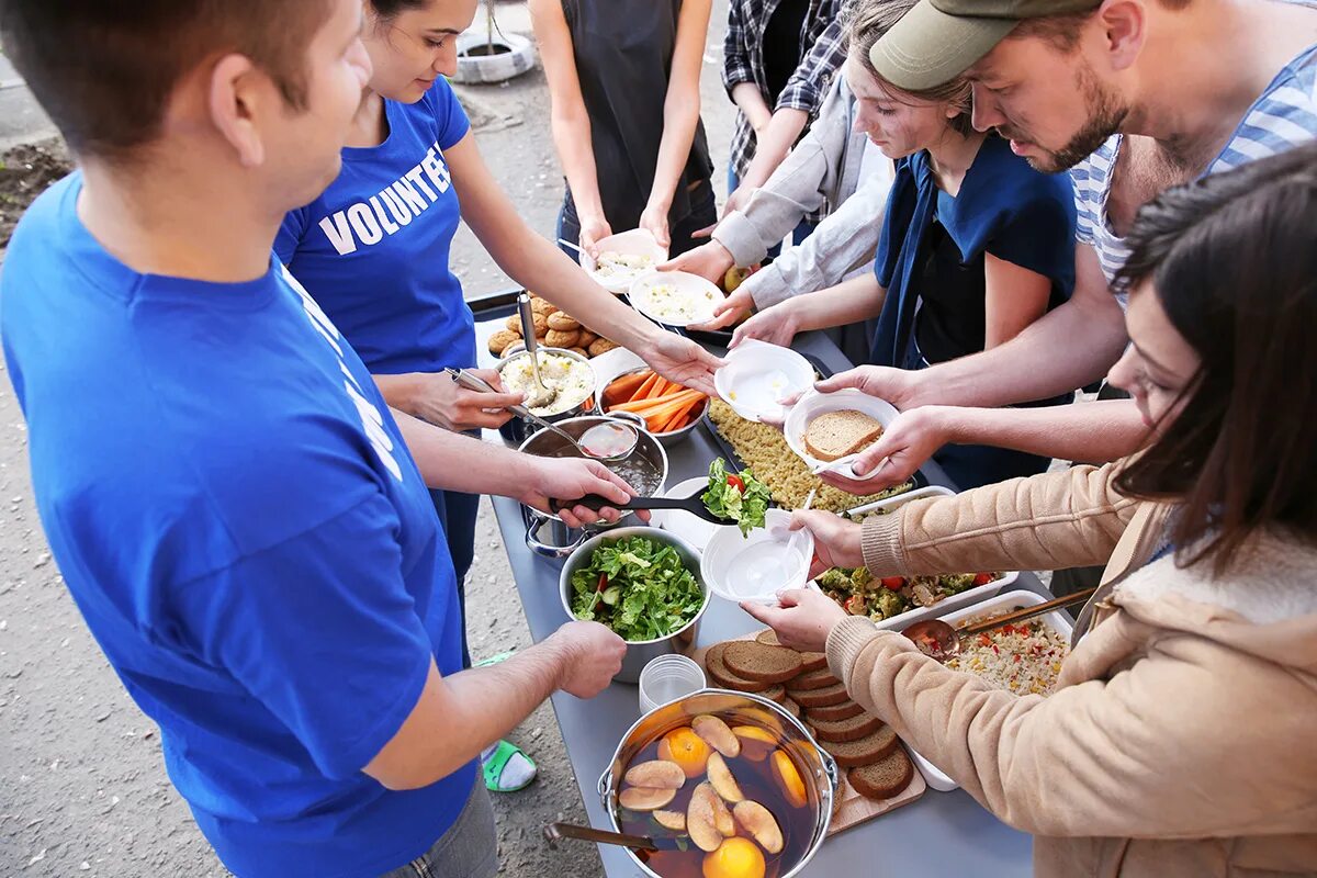 Общественное питание. Сон раздавать еду. Раздача питания в стационаре. Излишки еды. Сон раздавать еду.