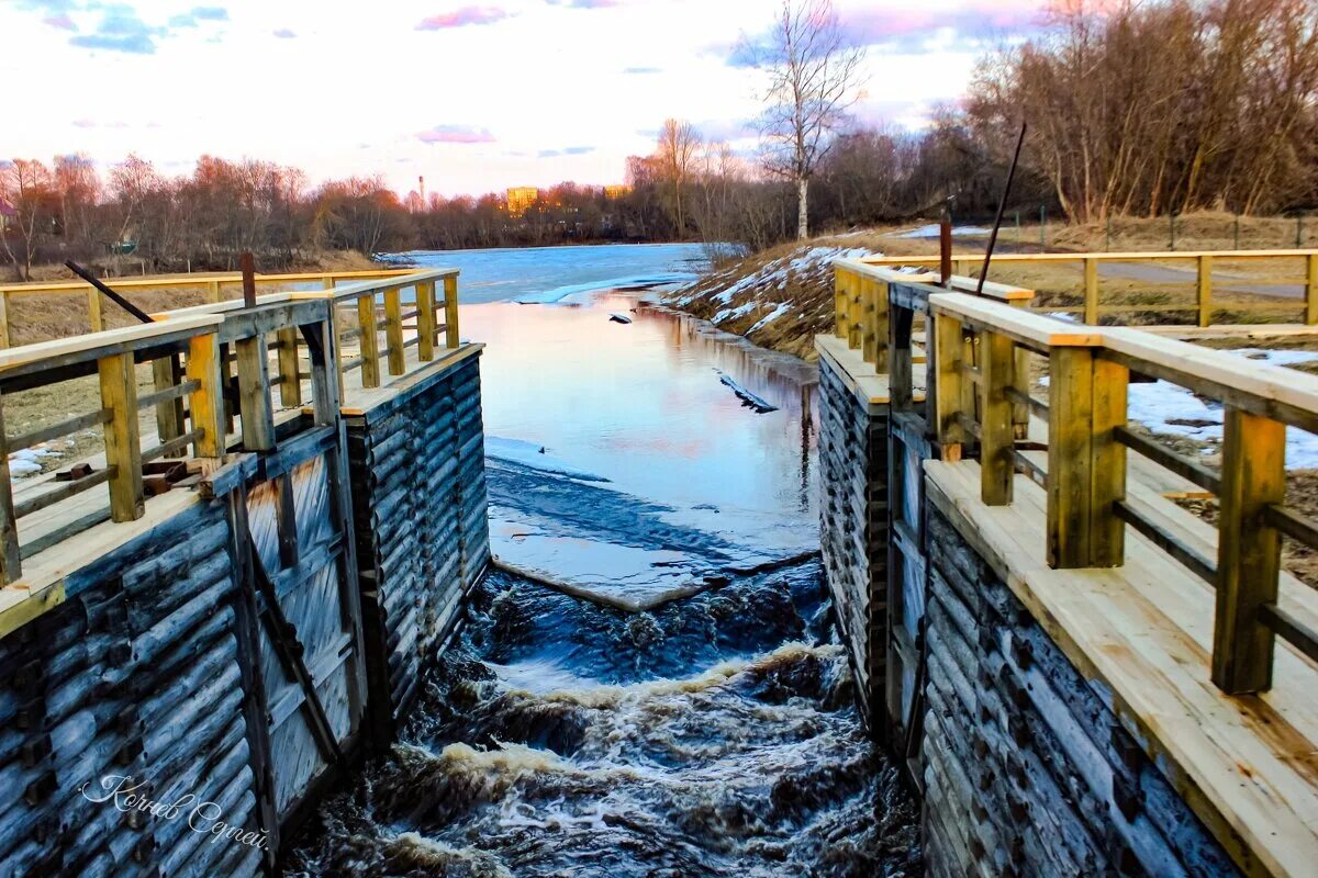 камеры г тихвин. веб камеры города саратова. камеры города тихвин. камеры г тихвин. тихвин монастырь с высоты птичьего полета.