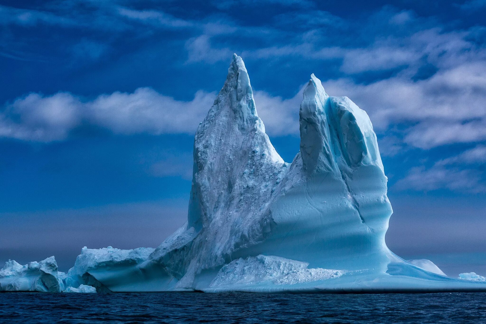 Скажи зачем мне облака лед 3. Iceberg. Айсберги Гренландии. Море Баффины.