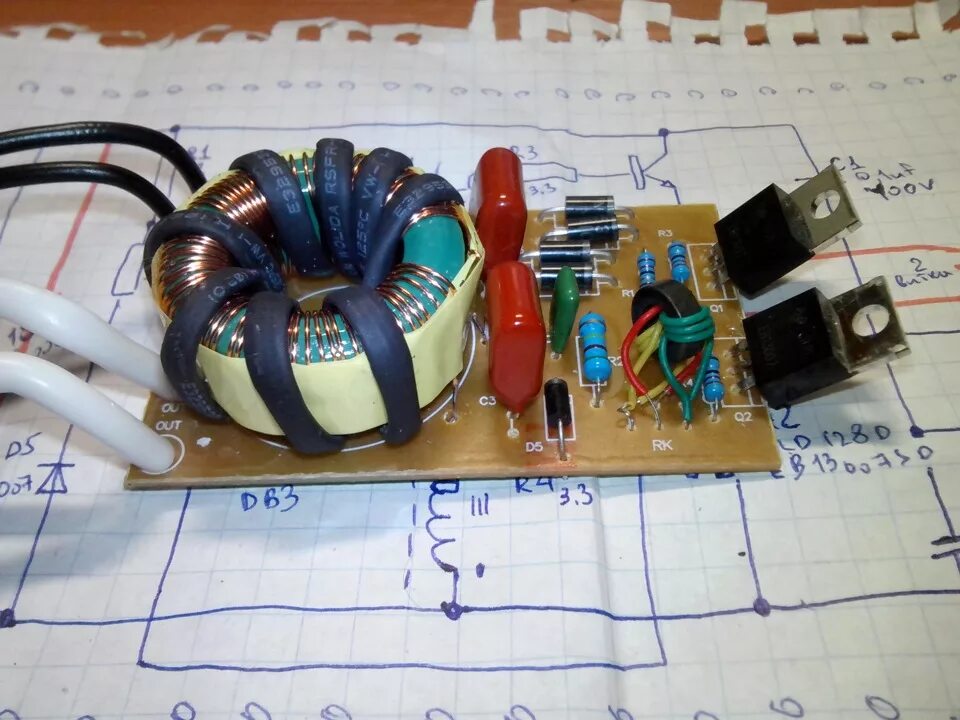 Б п своими руками. Блок питания для аккумуляторного шуруповерта от сети 220в. Трансформаторный блок питания на 12 вольт. Блок питания для шуруповерта 12в для переделки на 220 вольт. Трансформаторный блок питания для шуруповерта 14в.