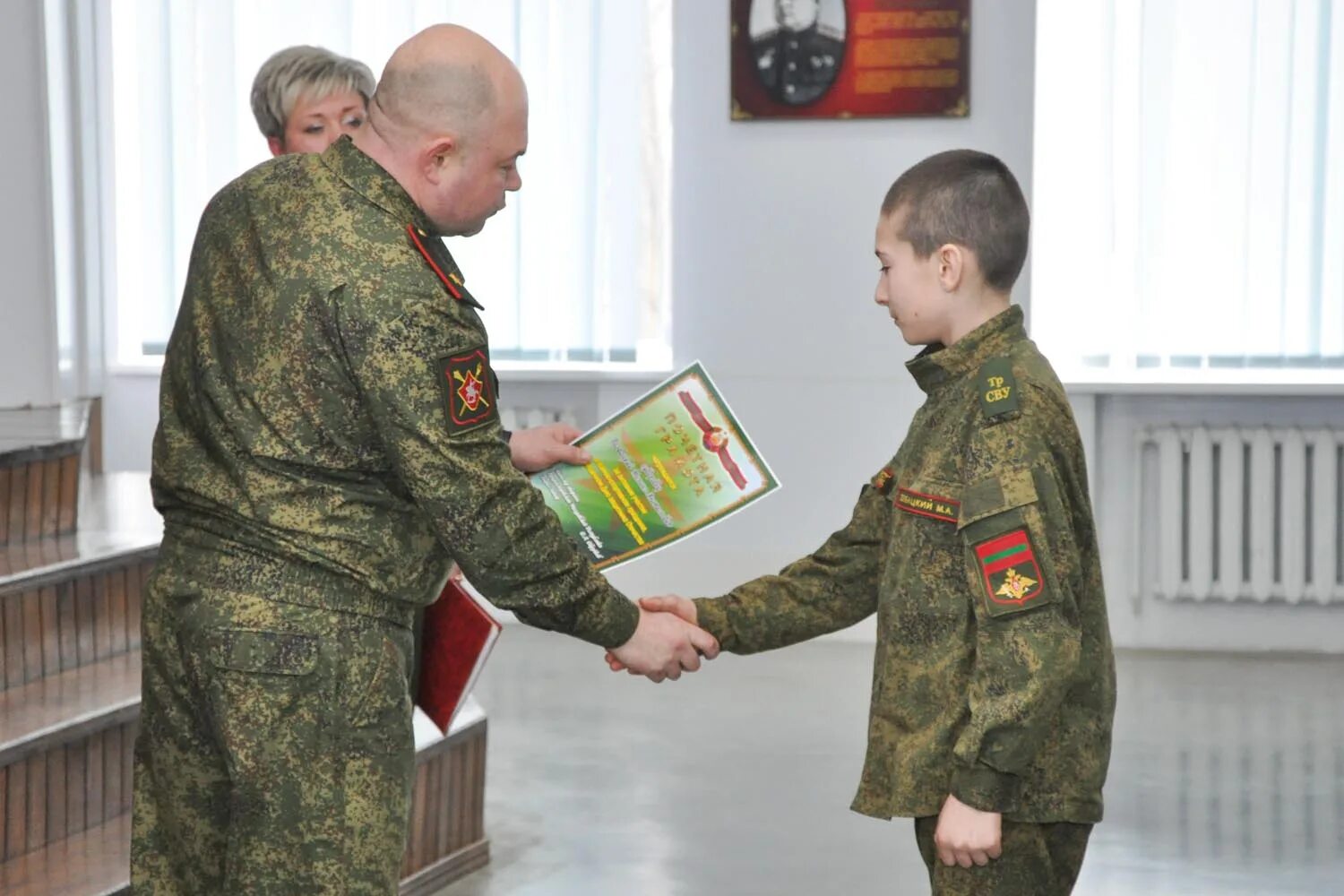 Воинское поощрение. Награждение военнослужащих. Поощрение военнослужащих. Офицеры Министерства обороны ПМР. ПМР награждение.