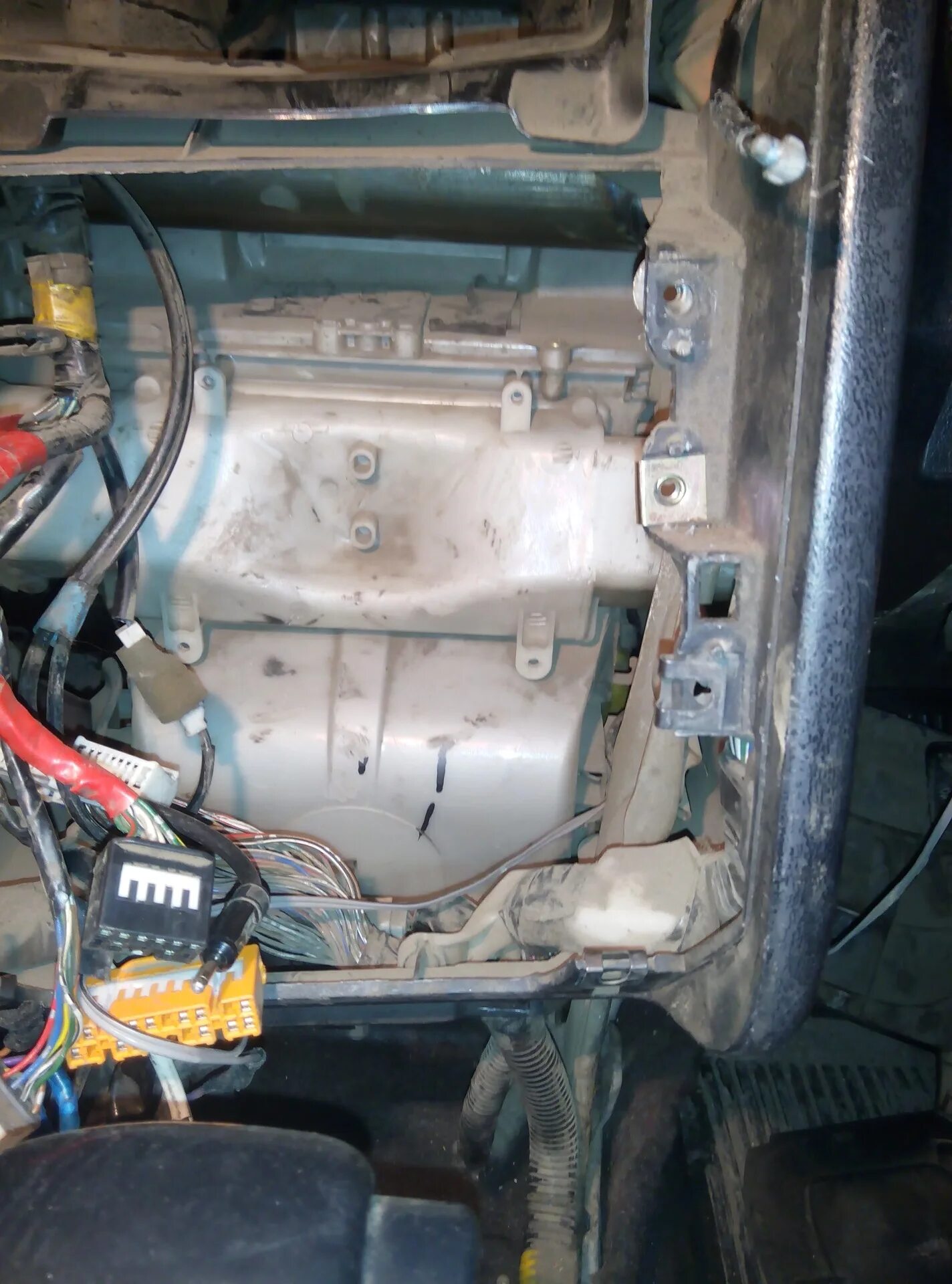 Фильтр отопителя тойота корона 92 год. Печка toyota corona st1704078423. Печка корона премио. Печка тойота премио 97 год. Печка тойота корона бочка.