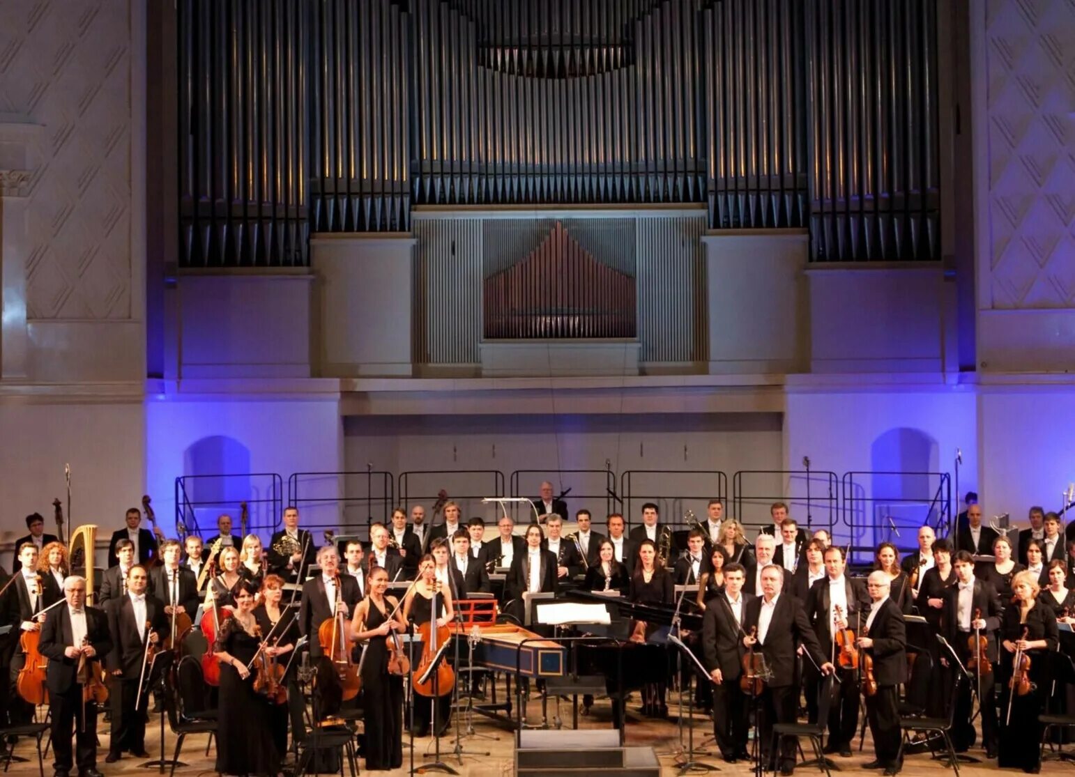 National orchestra. Российский национальный оркестр Абашев. Лионский национальный оркестр в Москве. Зал камерной и органной музыки Челябинской филармонии. Рно.