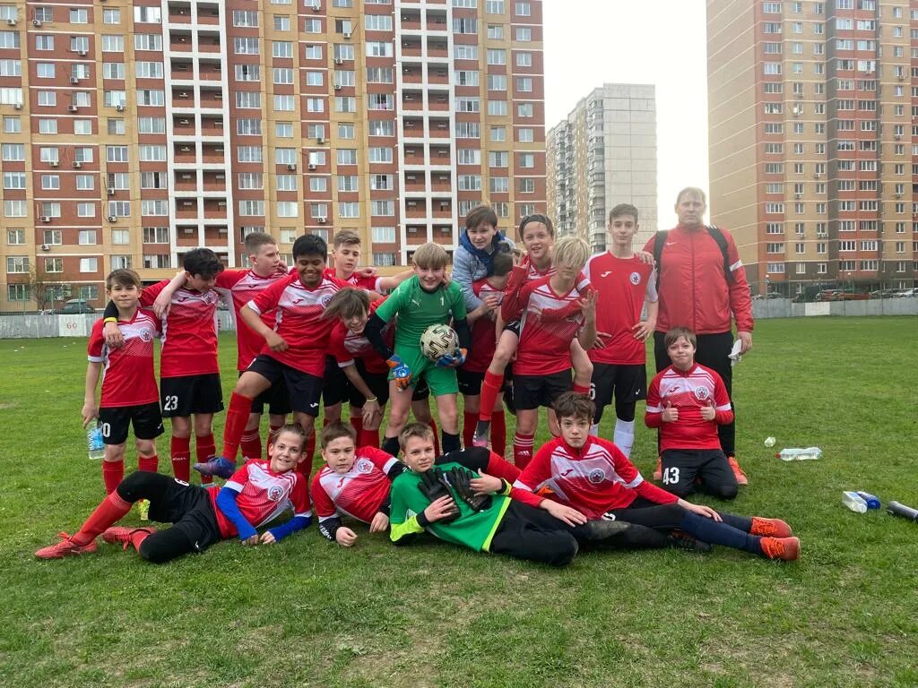 сборы по футболу. фк звезда люберцы стадион. футбол люберцы. футбол люберцы. футбольный клуб люберцы.