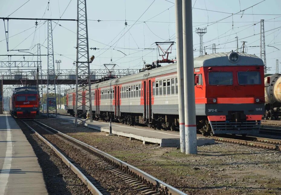 Движение поездов по станции рязань. Электричка Рязань Ряжск. Пригородные поезда Рязань. Электричка Рязань Сасово. Электричка Рязань 1 Пичкиряево.