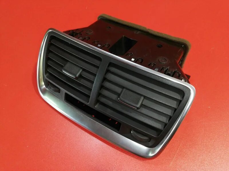 Дефлектор на торпеду. Дефлектор на торпеду. Дефлектор торпедо ford explorer 5 центральный. Дефлектор на торпеду. General motors 96435864.