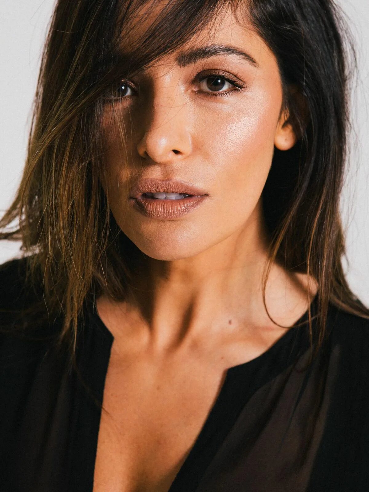 Sarah shahi. Актриса sarah shahi. Sarah shahi. Sarah shahi. Sarah shahi.