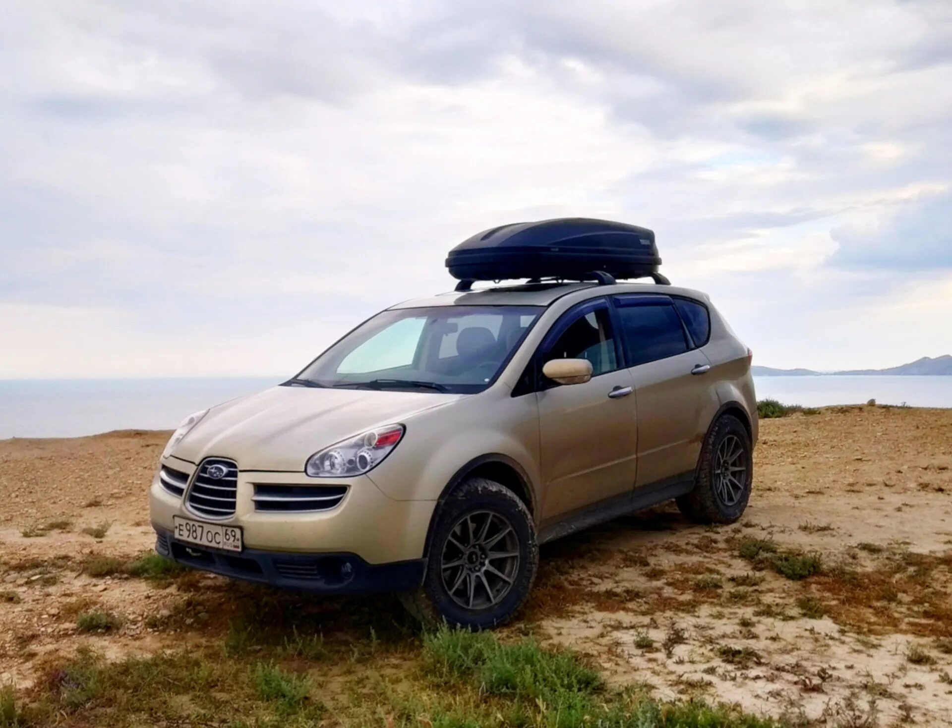 Шины subaru tribeca. Subaru tribeca b9. субару трибека оффроад. субару трибека на бездорожье. субару трибека офф роуд.