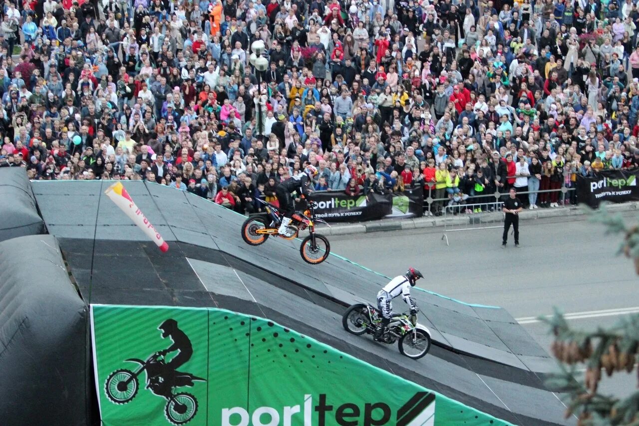 3 июня 2013 г. FMX 13 Коломна. Коломна день города 2021 мото. Fmx13 выступят в Майкопе.