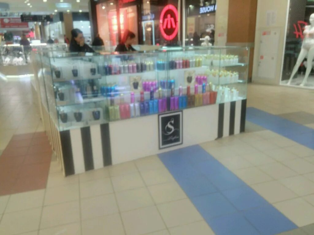 S Parfum&Cosmetics, магазин парфюмерии и косметики, Новоясеневский просп., 7, Мо