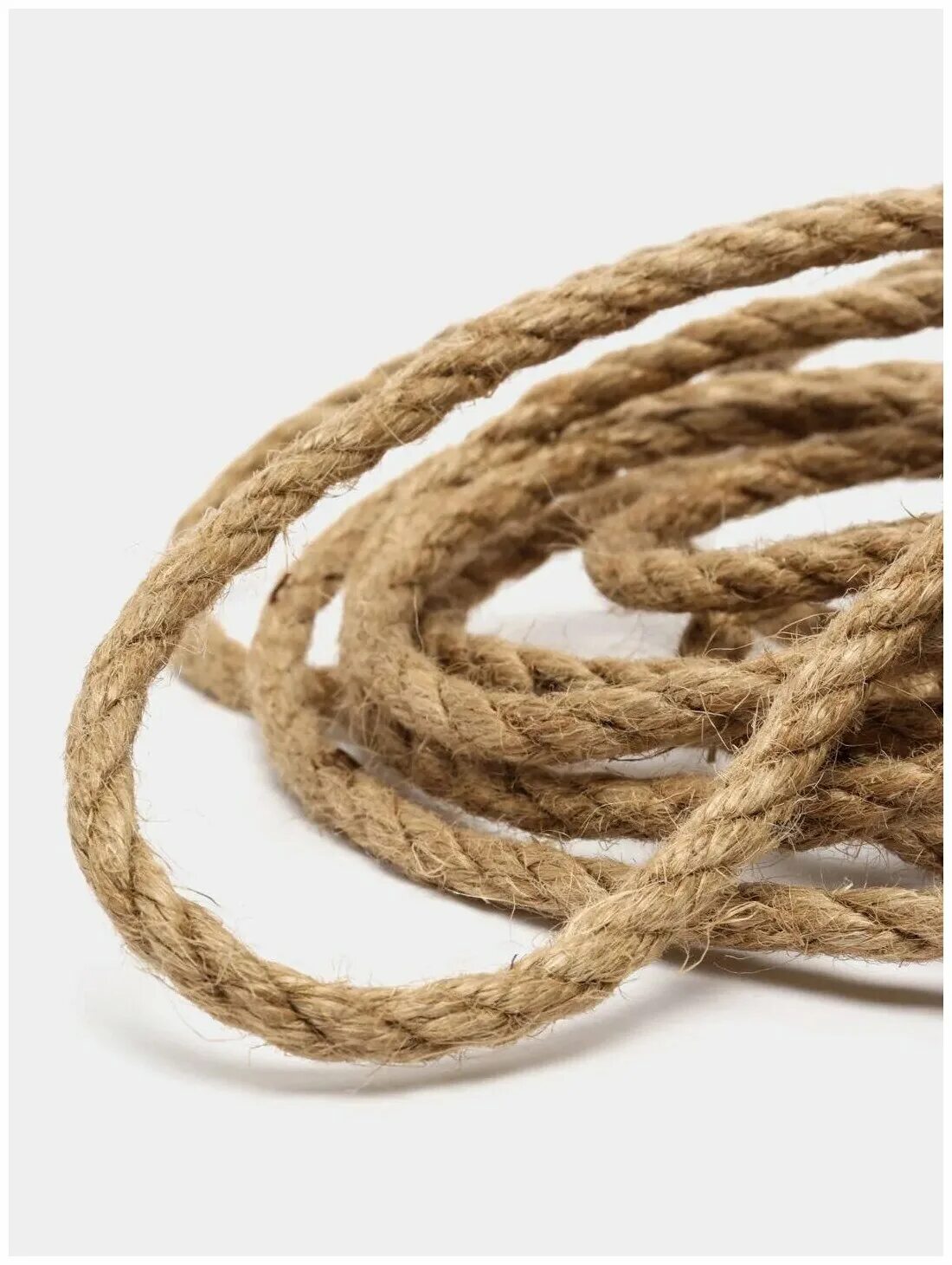Отзыв веревочка. Канат джутовый 40 мм. Полиэфирный шнур 2 мм. Отзыв веревочка. Канат джутовый 6мм.