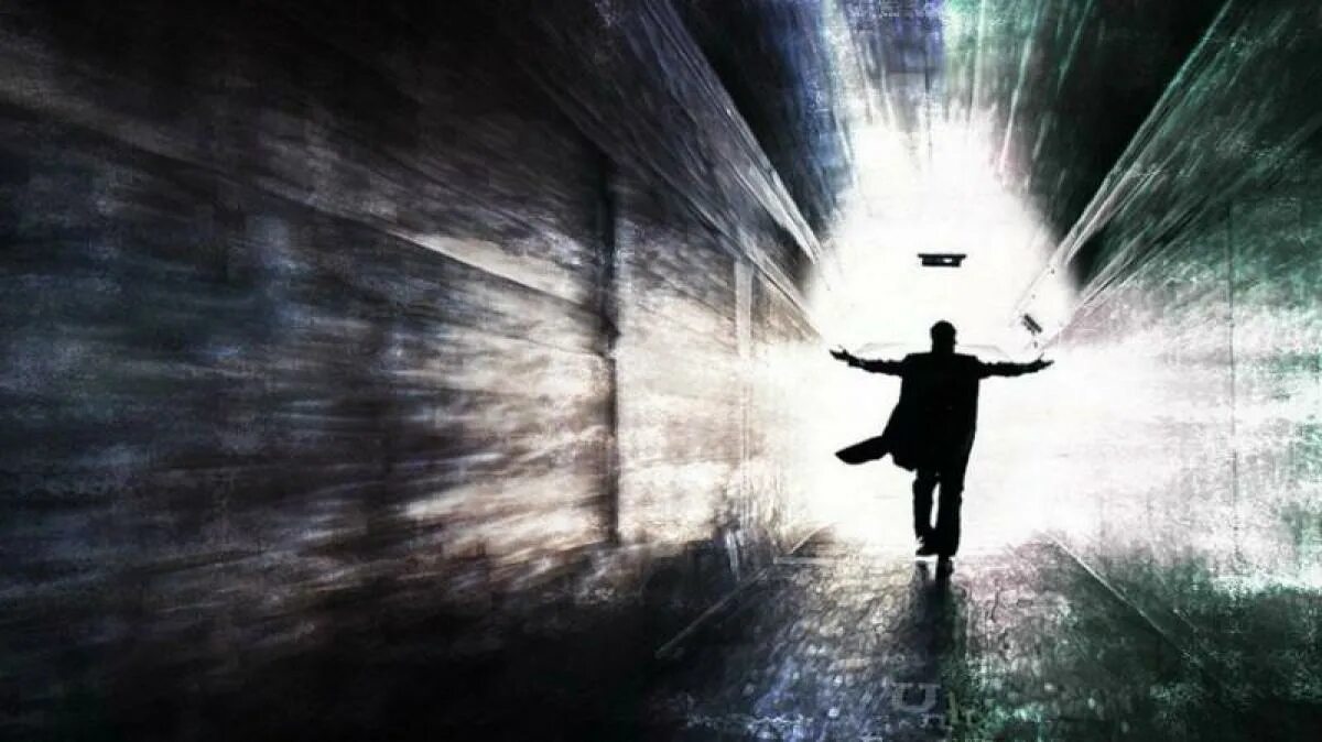 Рай небесный. Лестница к богу. На тот свет впрочем. Человек идущий на свет. Душа человека.