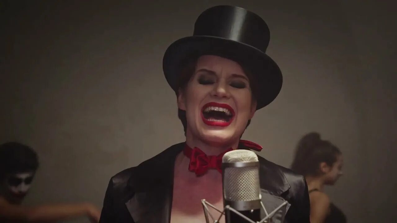 Deluxe noir. Deluxe noir