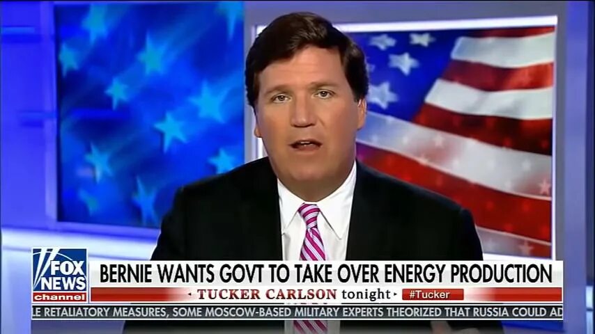 Такер карлсон дзене. Tucker Carlson. Tucker Carlson Tonight. Tucker Carlson Tonight телепередача. Журналист Такер Карлсон.