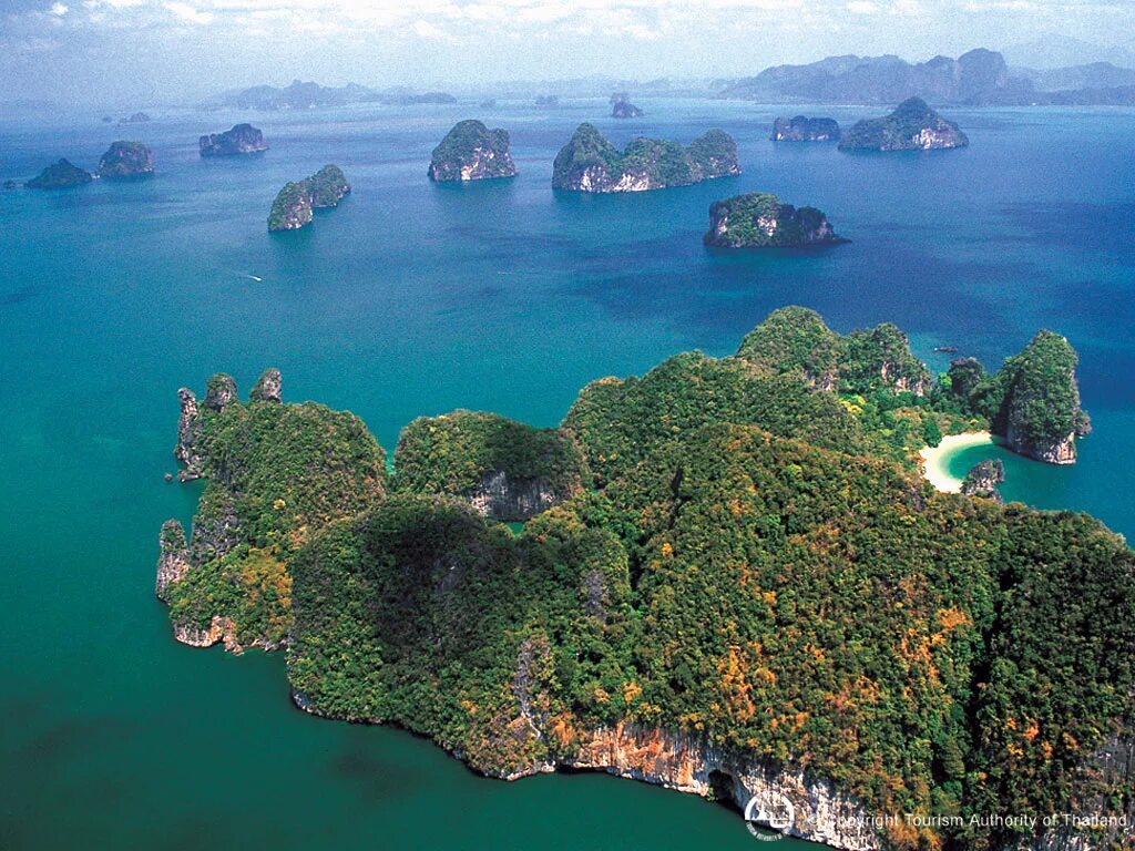 Страны занимающие тысячи островов. Архипелаг Самуи. Самуи острова сиамского залива. Остров Конго Тайланд. Национальный парк Тайланда архипелаг островов.