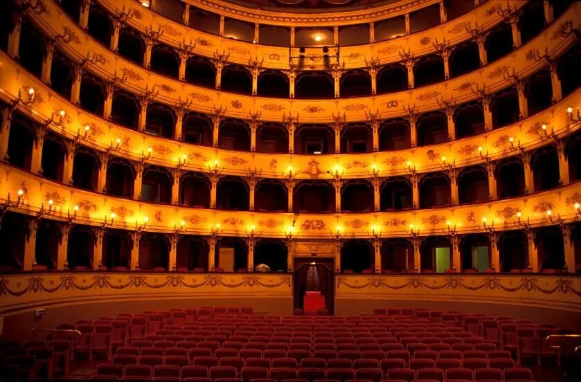 Пезаро италия театр. Театр россини. Театр россини пезаро. Teatro rossini pontasserchio. Театр россини.