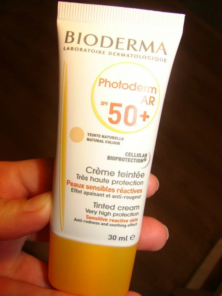 Крем Биодерма SPF 50. Bioderma Photoderm от пигментных пятен. Bioderma SPF 30 для лица. Крем СПФ 50 для лица аптека. Крем спф летом